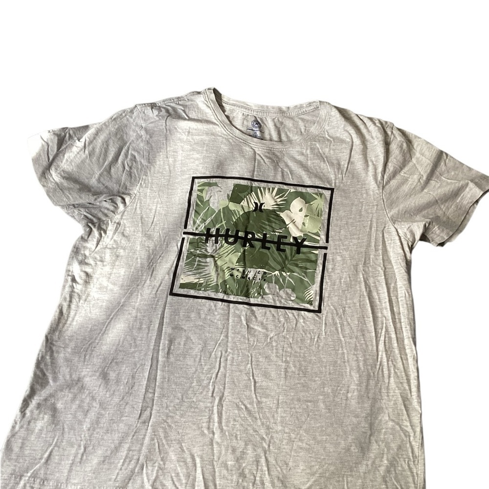 #96 Hurley light Gray Graphic tropical  T-Shirt size (xl) in men’s